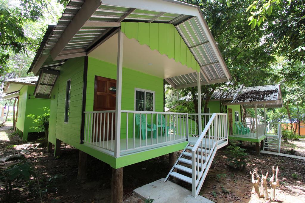 Koh Phayam Greentawan Resort Экстерьер фото