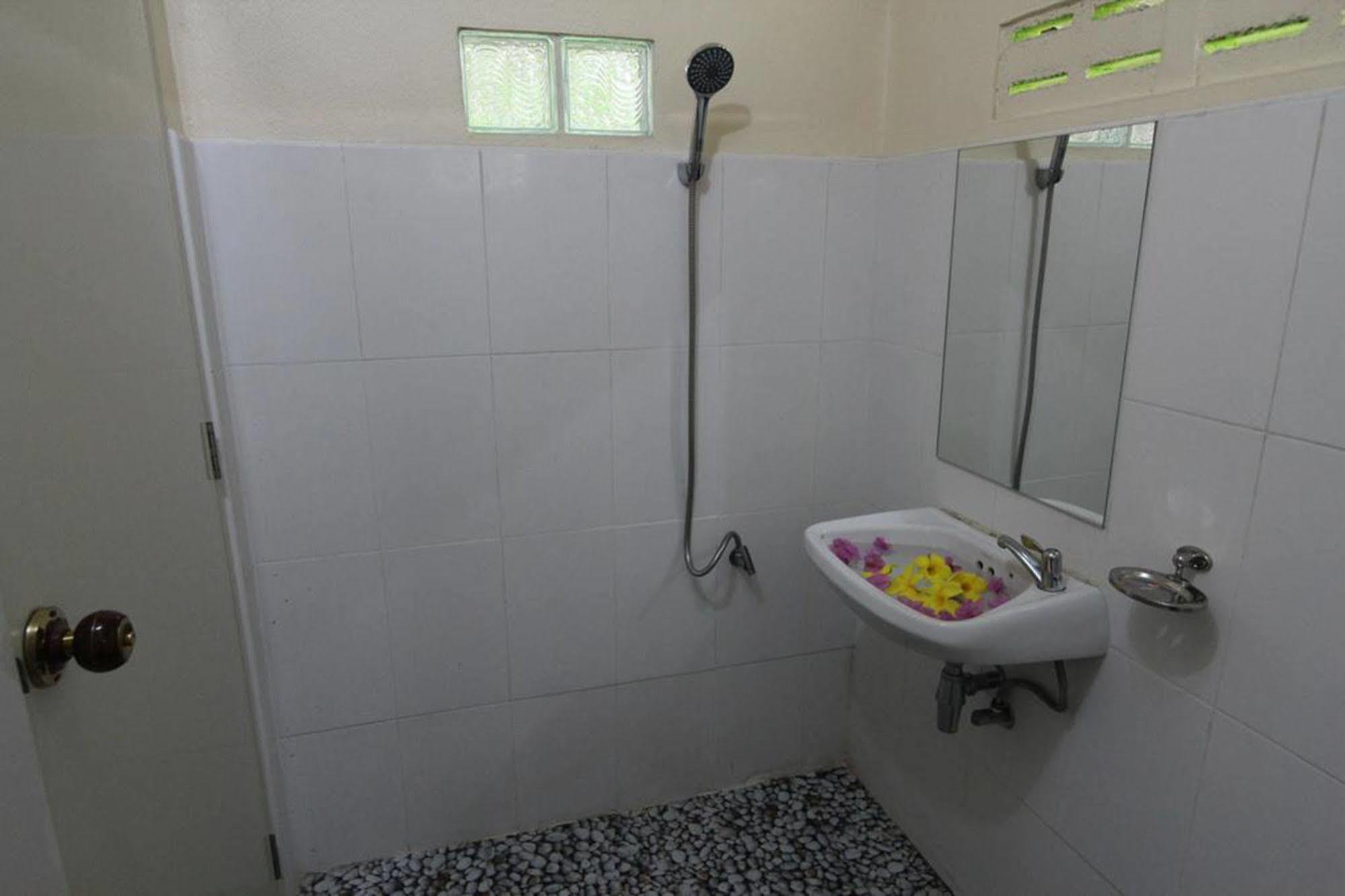Koh Phayam Greentawan Resort Экстерьер фото